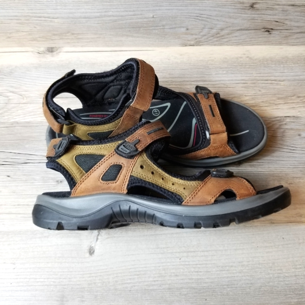 Ecco Yucatan Bison Outdoor Hiking Sandals